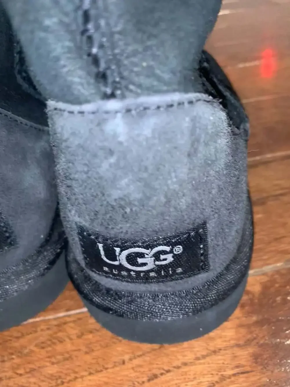 UGG Classic Short Boots Black Suede‎ Cozy Y2K Winter Women’s 6